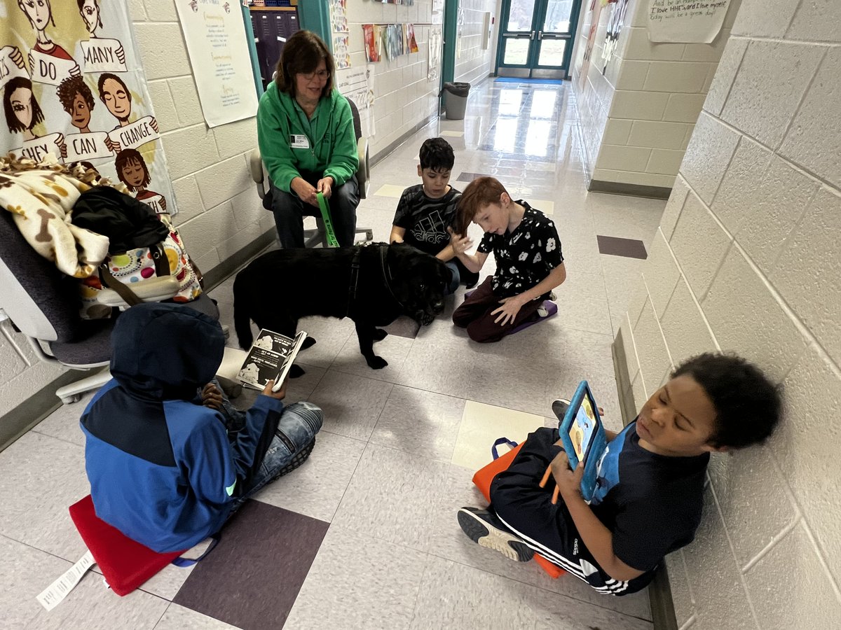 HollyHallElem's tweet photo. A big thank you to PAWS for People!  Our students LOVED having you and your four legged friends spend the day reading with us!!!!  We can't wait to see you again! https://t.co/ODDqrJIrOG