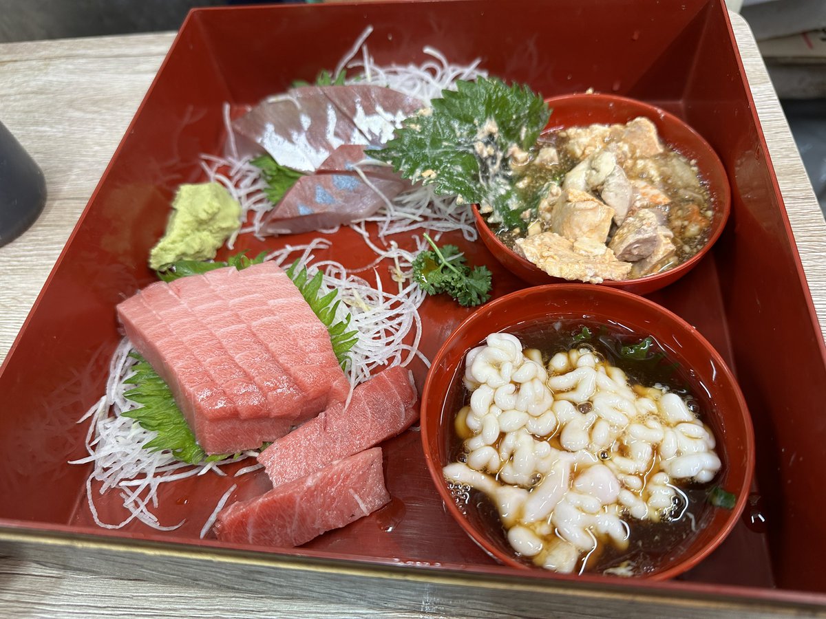 kimama_trader's tweet photo. 久しぶりの京都😊今回は錦市場で食べ歩き😁 https://t.co/5PZSXvPedA