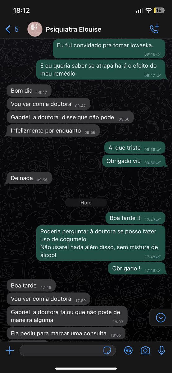 MagriiG's tweet photo. A secretaria da minha psiquiatra deve pensar que sou um drogado https://t.co/U662NhMDjB