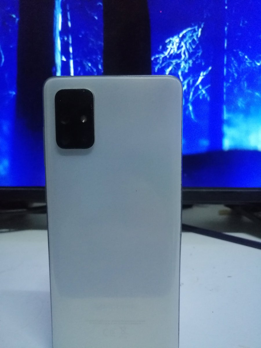 MeZo_TiC's tweet photo. Today was the first day in years I felt happiness. As an IT student I had an old Samsung A71 that had water damage and corrupted software and after 4 hours of hard work I pulled the impossible by fixing the phone and installing a new software by myself. And now it's working. W https://t.co/BiL2JMumsE