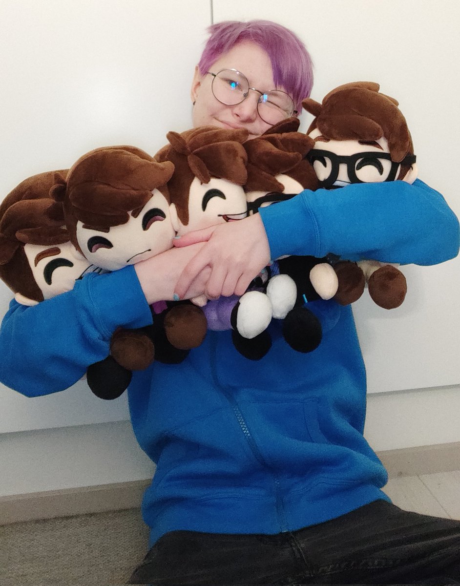 LogieBug24's tweet photo. Lookie what arrived today!! I am literally so in love with these boys, they are literally my everything now ๐ฅบ
(An unboxing video coming as soon as I get it captioned, so probably either tomorrow or the day after!)
@ThomasSanders #FeaturedFander https://t.co/VAYZ0zaRUN