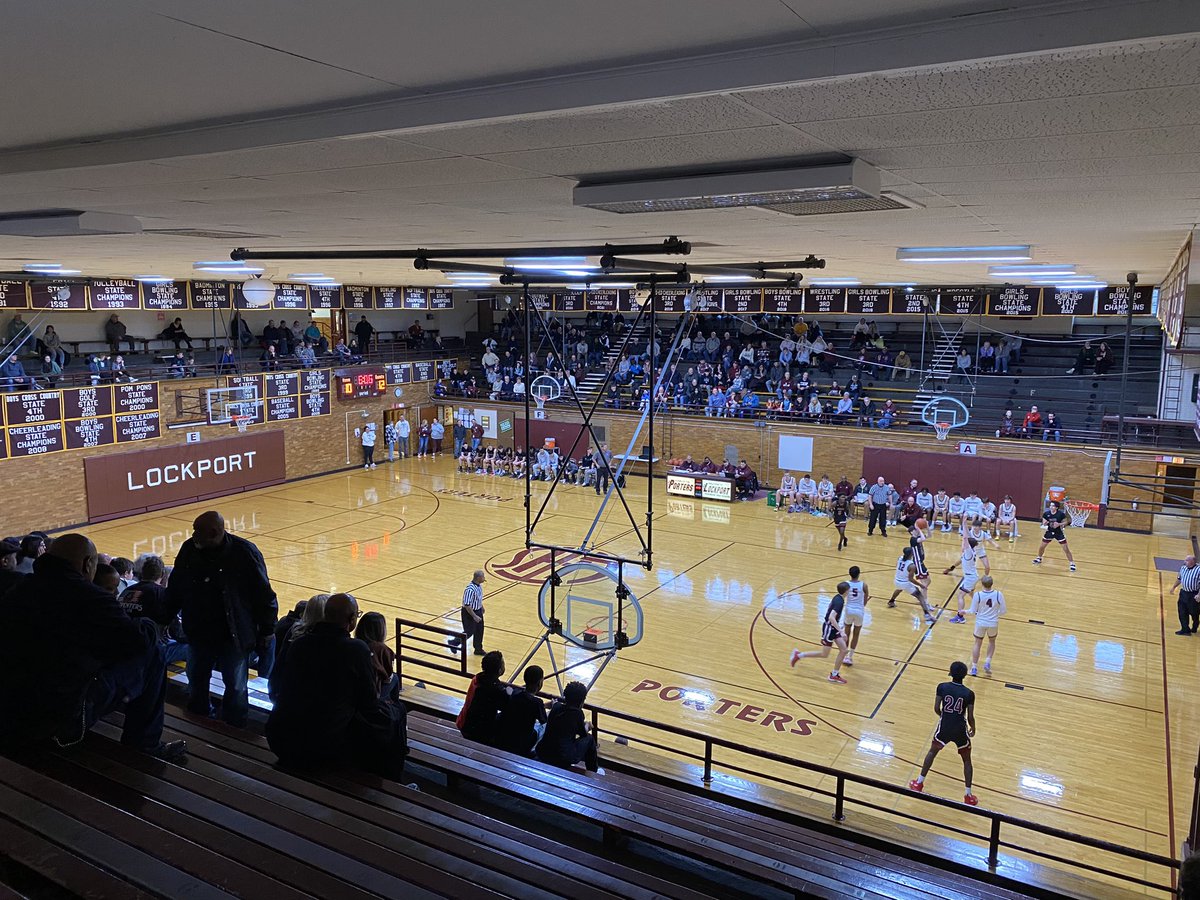 Hardwood Preps Illinois tweet media