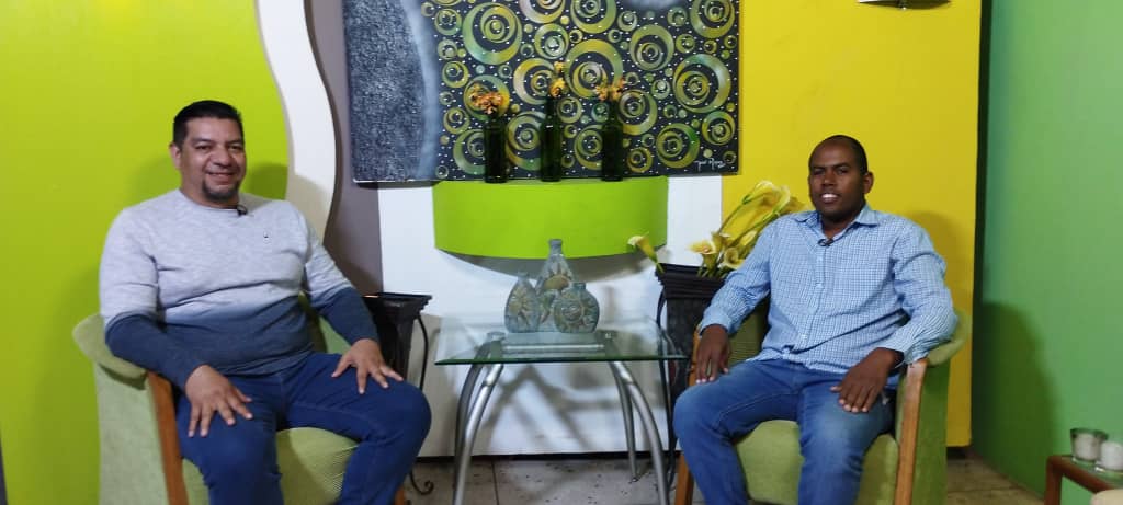 Estamos fortaleciendo el sentimiento Chavista y Revolucionario, pero también a modo de ideologizar a nuestros compatriotas de la realidad de nuestro país junto al <a href="/PartidoPSUV/">PSUV</a>.

#NoAlColonialismoJuridico