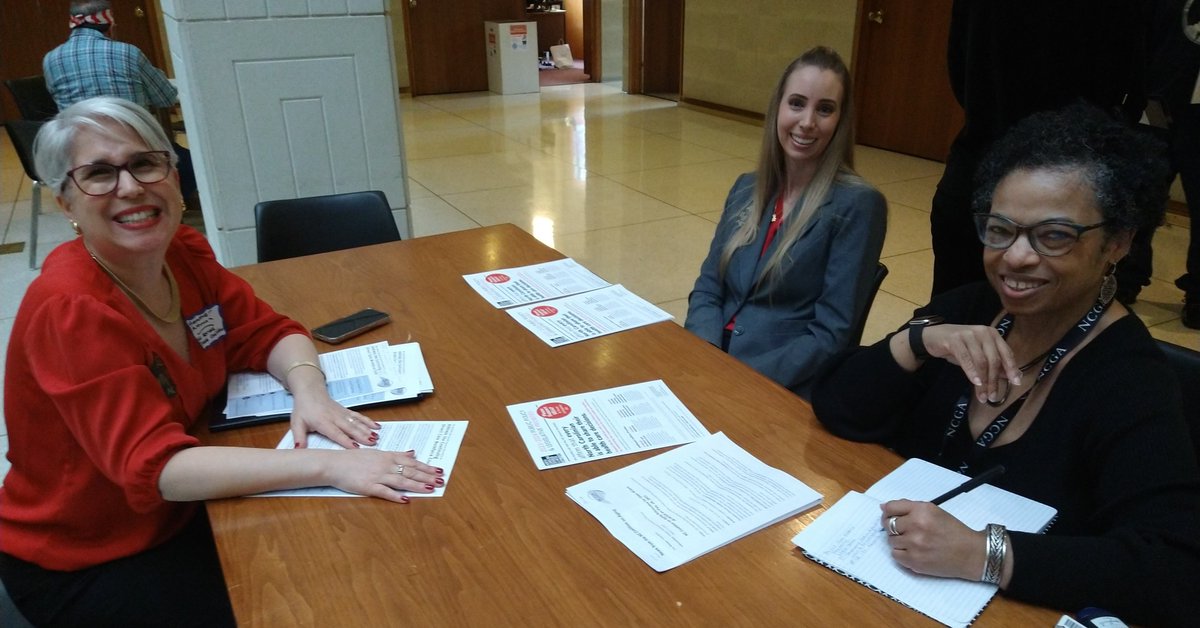 EmpowerMainSt's tweet photo. Heather Altman (l) of @ncaging and Virginia Slocum (c) of the NC Serious Illness Coalition discuss the needs of the #directcareworkforce with Annette Moore, legislative assistant to @ReneePrice4NC of Orange County. @ncaging had its Legislative Day on Feb. 28. @aarpnc https://t.co/zbOaLp2B0p