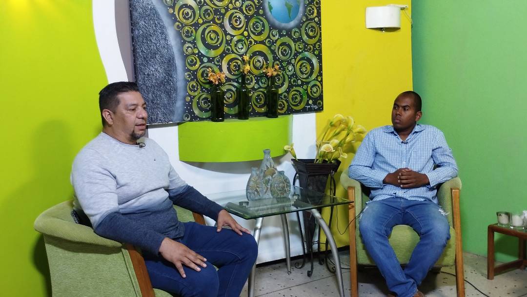 Tenemos un Presidente Obrero que sigue en la tarea de llevar la batuta de la Revolución Bolivariana, gracias a la dignificación que ha tenido con el #Pueblo, nuestro conductor de victorias Presidente <a href="/NicolasMaduro/">Nicolás Maduro</a>.

#NoAlColonialismoJuridico