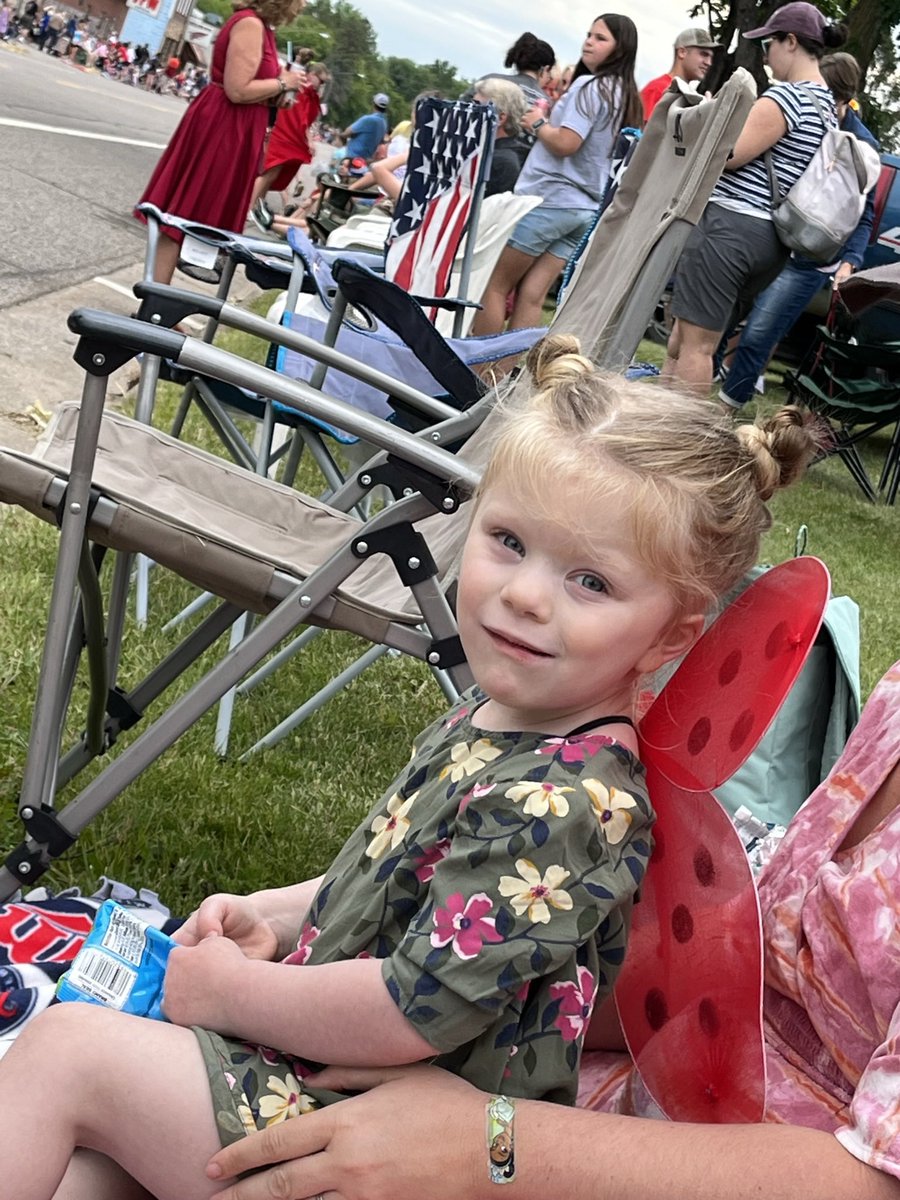 bench1010's tweet photo. Feb 28th is Rare Disease Day
Sending extra love and prayers
To this amazing little girl!
Heart, Blood and determination of a wrestler! 
#eviestrong @FoleyWrestling @Chris_Ratke1 @mnguillotine @WaconiaWrestlin #setd5 https://t.co/BAsewh9xye