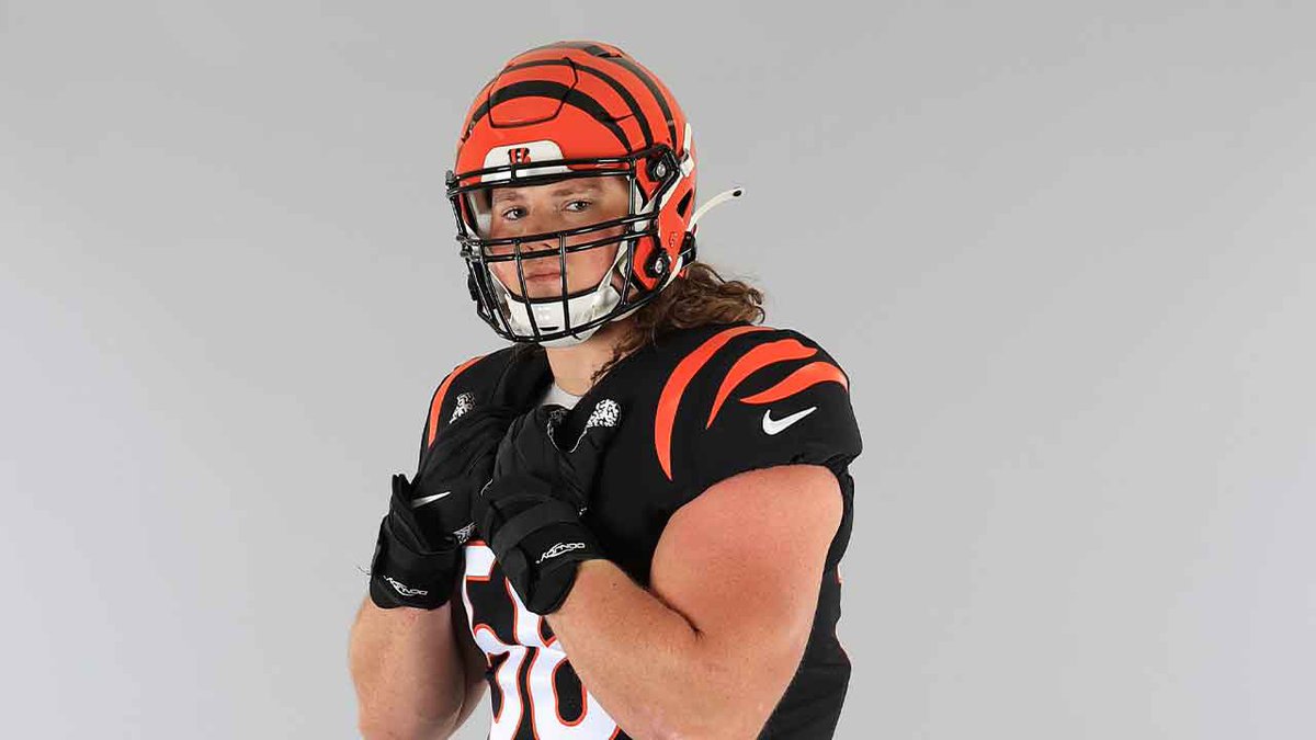 MLFootball's tweet photo. 🚨24-year-old DE Wyatt Hubert was waived from the reserve/retired list by the Cincinnati #Bengals, his agent Mitchell Moorer (@MitchellMoorer) of SportsTrust Advisors tells @_MLFootball. 

Wyatt now plans to come out of retirement:

Mitchell tells me, “Wyatt is coming out of retirement, he’s back to 100% physically and missed the game a lot over the last 6-7 months. Given the #Bengals’ depth at edge rusher, we wanted the chance to pursue opportunities for him elsewhere so they agreed to set him free.”

Welcome back @Wyatt_Bert!