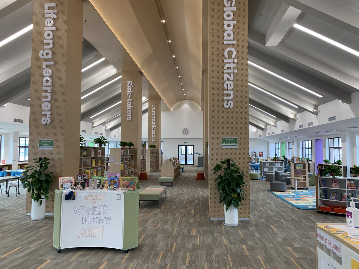 elizabeth baker tweet media