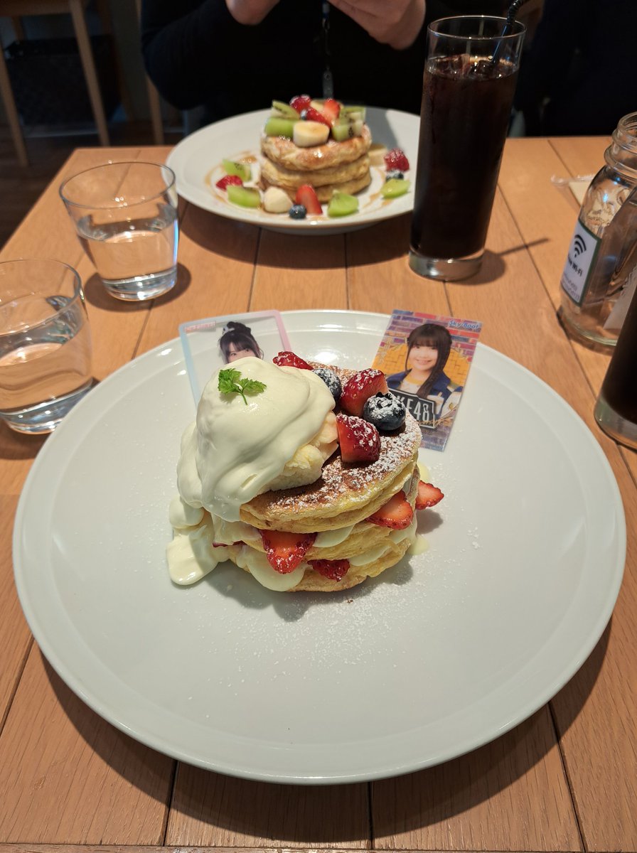 mininaonaonao's tweet photo. 今日のお昼は #markscafe さんのパンケーキ
3月から痩せるはずだったのに…
ばっちり食べちゃいました! https://t.co/KcKEVD8bdx
