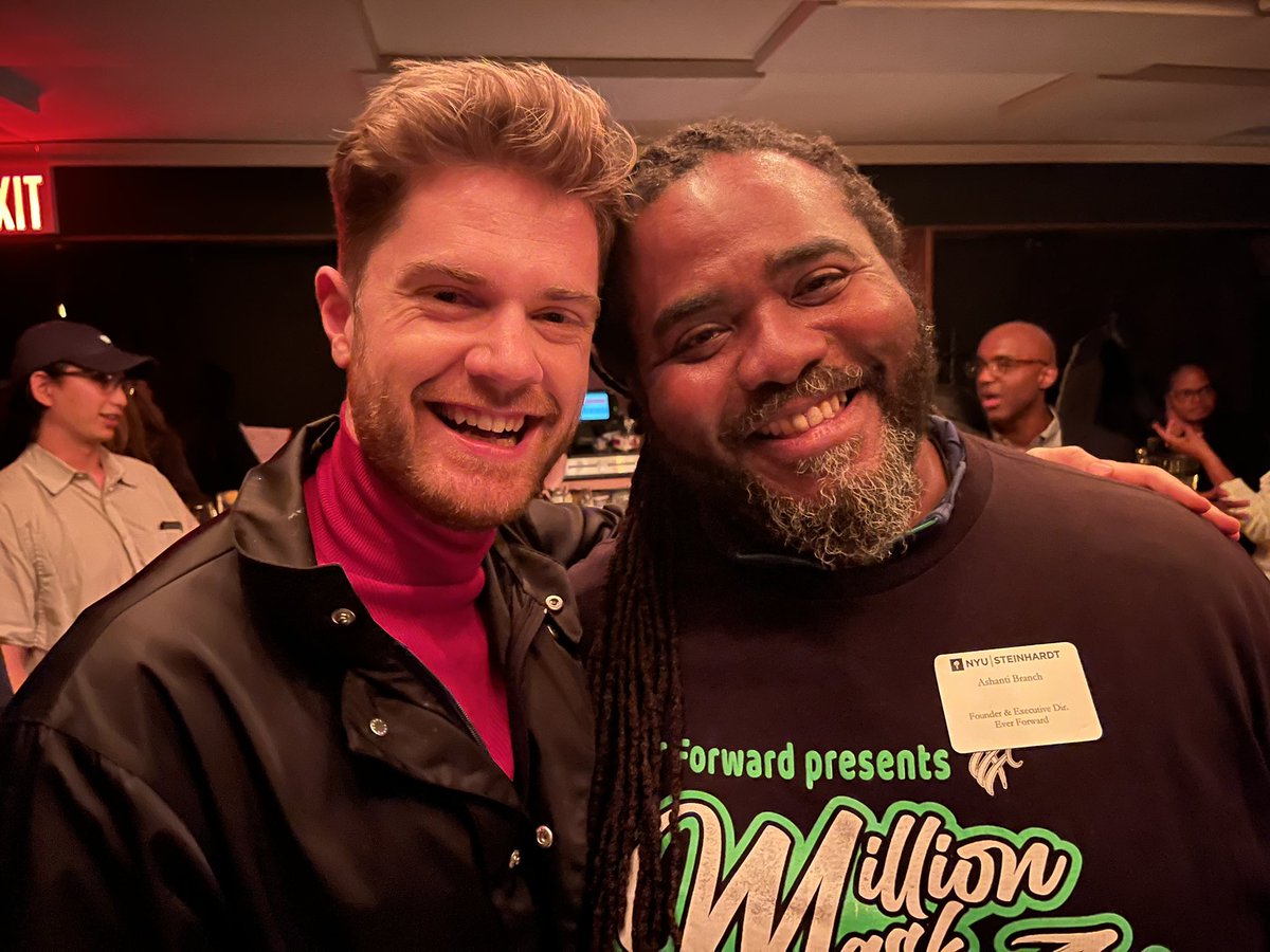 Tonight NYU hosted a screening of Lukas Dhont’s Close. You won’t often find this many leading voices in masculinity in one room. Gary Barker of <a href="/Equimundo/">Equimundo</a> <a href="/niobe_way/">Niobe Way</a> Ashanti Branch, Carole Gilligan, Mark Grayson, <a href="/lukasdhont/">Lukas Dhont</a> and more.