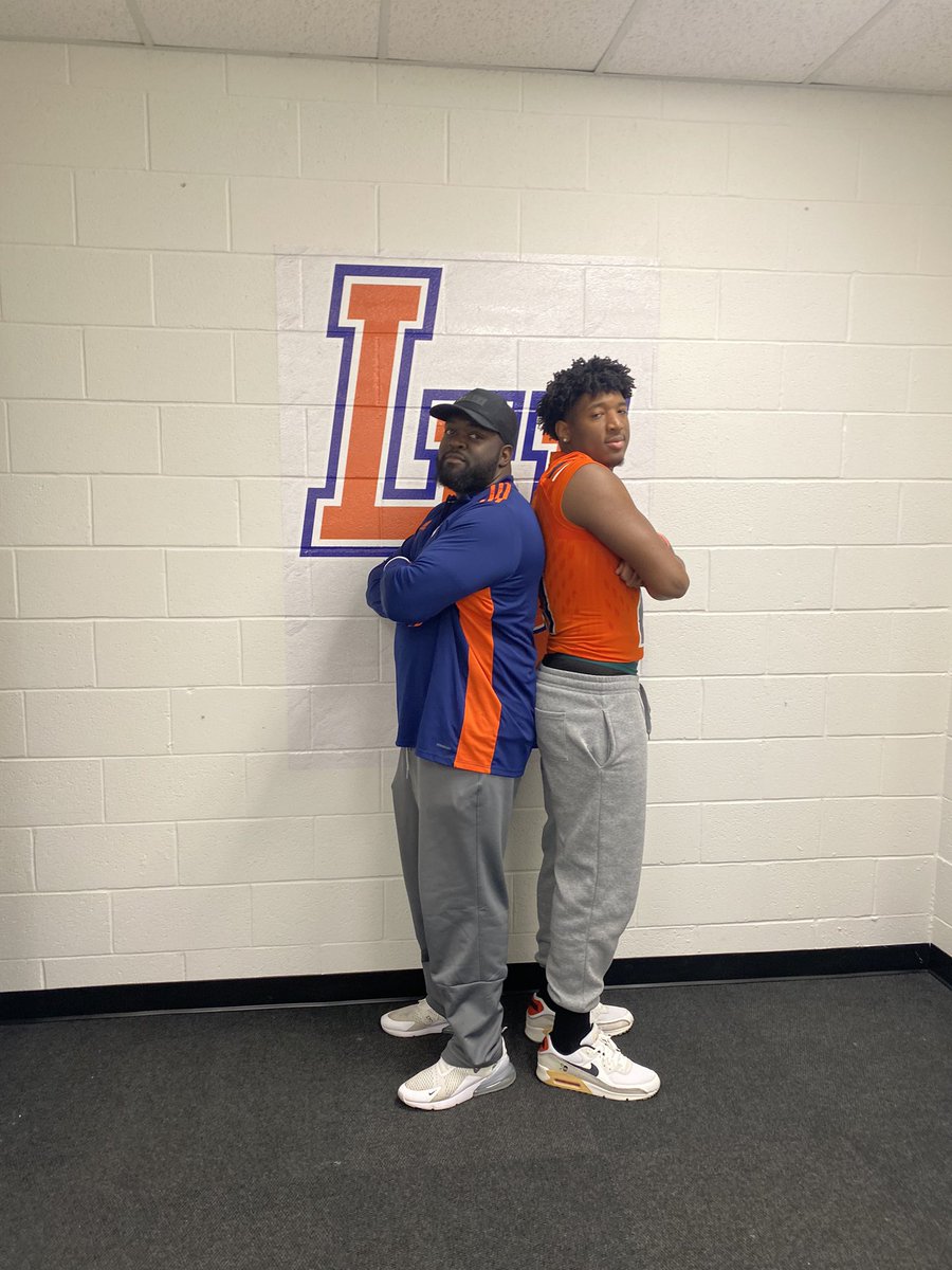 Khalid Gholsby (@khalidgholsby) on Twitter photo Iโd like to announce Iโm going continue my academic and athletic career at The University Of Langston. GO LIONS!!๐ฆ <a href="/_CoachEmbry/">Coach R.Embry</a> <a href="/LUCoachMason/">Darryl Mason</a> <a href="/12markchester/">Mark Chester</a> Iโd like to announce Iโm going continue my academic and athletic career at The University Of Langston. GO LIONS!!๐ฆ <a href="/_CoachEmbry/">Coach R.Embry</a> <a href="/LUCoachMason/">Darryl Mason</a> <a href="/12markchester/">Mark Chester</a>