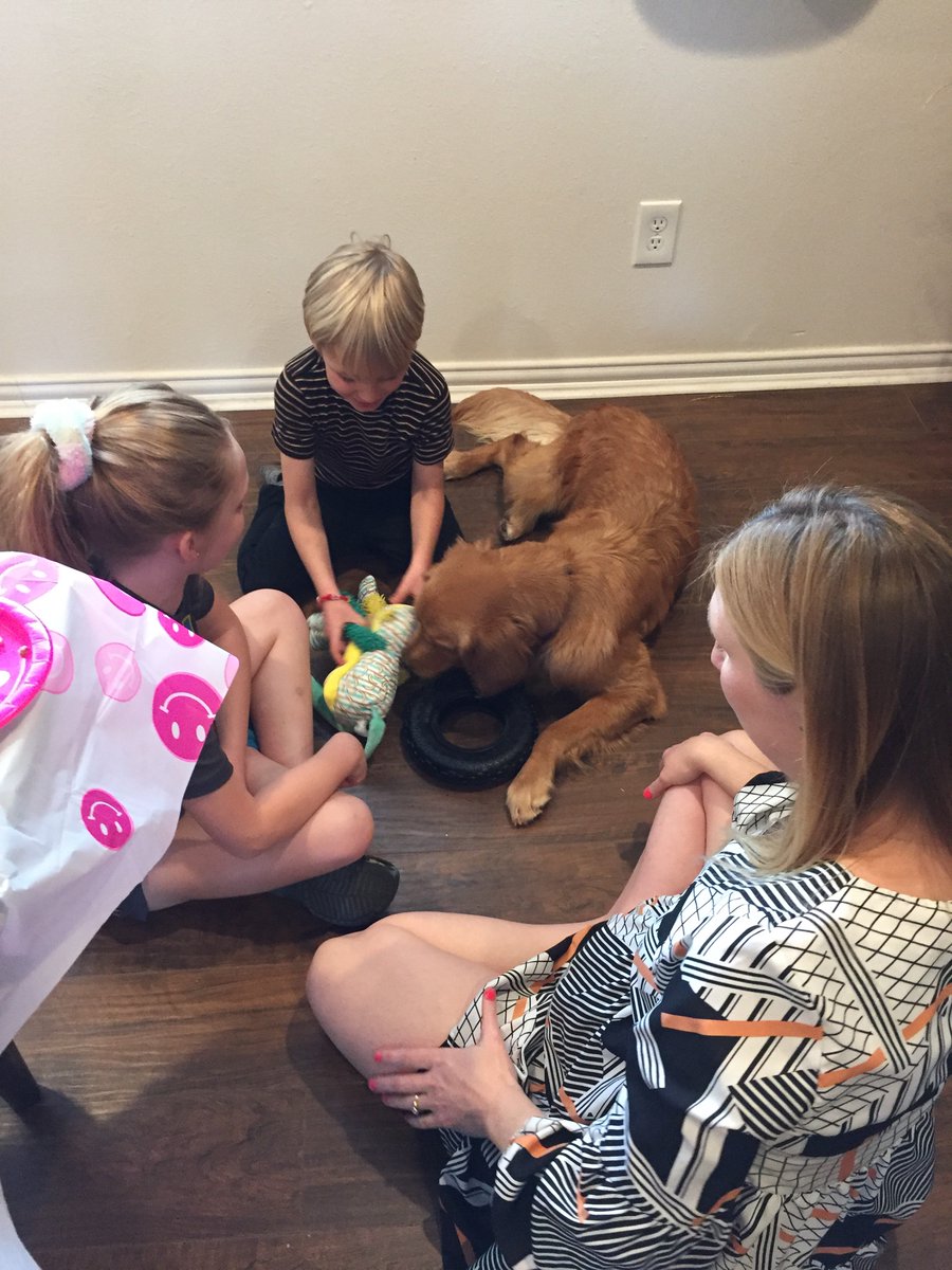 hubiefix's tweet photo. Happy Birthday Penny! https://t.co/Zyi7q3UGjB