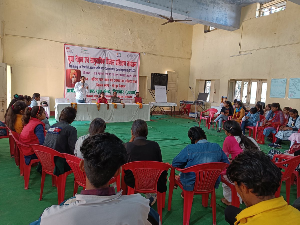 BijnorNyk's tweet photo. Lecture on formation of youth club by active youth club members on the third day of TYLCD by NYK Bijnor.
#TYLCD
@nyksindia @YASMinistry @dmbijnor @arunednyks @ianuragthakur https://t.co/rCv8Pd77iQ
