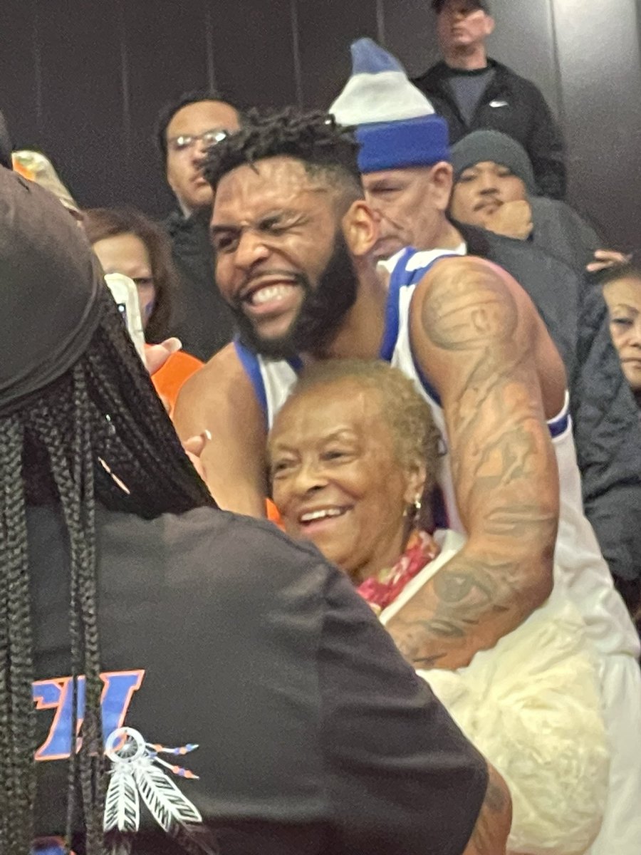 RyanDHuber's tweet image. Some wins hit different. @nsmithofficial2 @BroncoSportsMBB