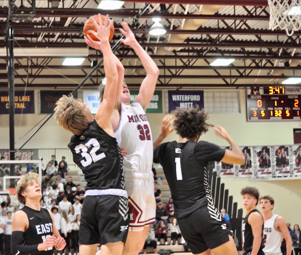 MIPrepZone (@miprepzone) on Twitter photo BOYS BASKETBALL: <a href="/BeEast_Cougars/">South Lyon East Athletic Department</a> topples <a href="/Milford1Hoops/">Milford Basketball</a> to keep <a href="/LakesVC/">Lakes Valley Conf.</a> title race complicated >> bit.ly/3y22d4u
<a href="/HoopsCoachLevin/">Coach Levin</a> <a href="/MilfordSport/">Milford Athletics</a> <a href="/SLCSD/">South Lyon Community Schools</a> <a href="/HuronValleyNews/">Huron Valley Schools</a> BOYS BASKETBALL: <a href="/BeEast_Cougars/">South Lyon East Athletic Department</a> topples <a href="/Milford1Hoops/">Milford Basketball</a> to keep <a href="/LakesVC/">Lakes Valley Conf.</a> title race complicated >> bit.ly/3y22d4u
<a href="/HoopsCoachLevin/">Coach Levin</a> <a href="/MilfordSport/">Milford Athletics</a> <a href="/SLCSD/">South Lyon Community Schools</a> <a href="/HuronValleyNews/">Huron Valley Schools</a>