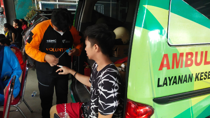 dompetdhuafaorg's tweet photo. Berdaya Hadapi Bencana, Sehat Jasmani dan Sehat Rohani: Ajakan Berbagi di Ajang Kompetisi Olahraga, selengkapnya>> https://t.co/mqbLwudDvW https://t.co/QqovvtuKk4