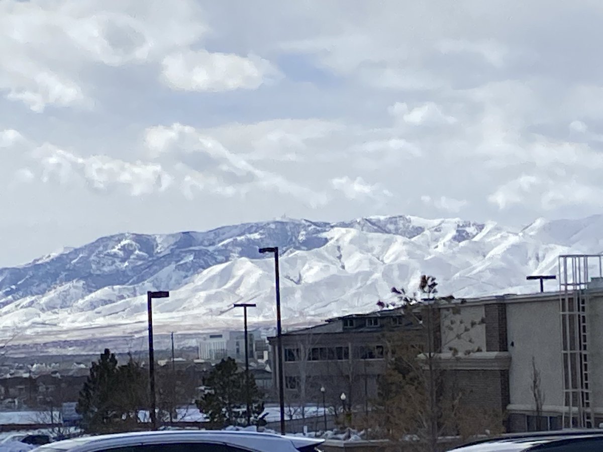 kenhuiny's tweet image. Spent the day meeting with an #AWSBackup customer in Utah. Beautiful views. #AWS