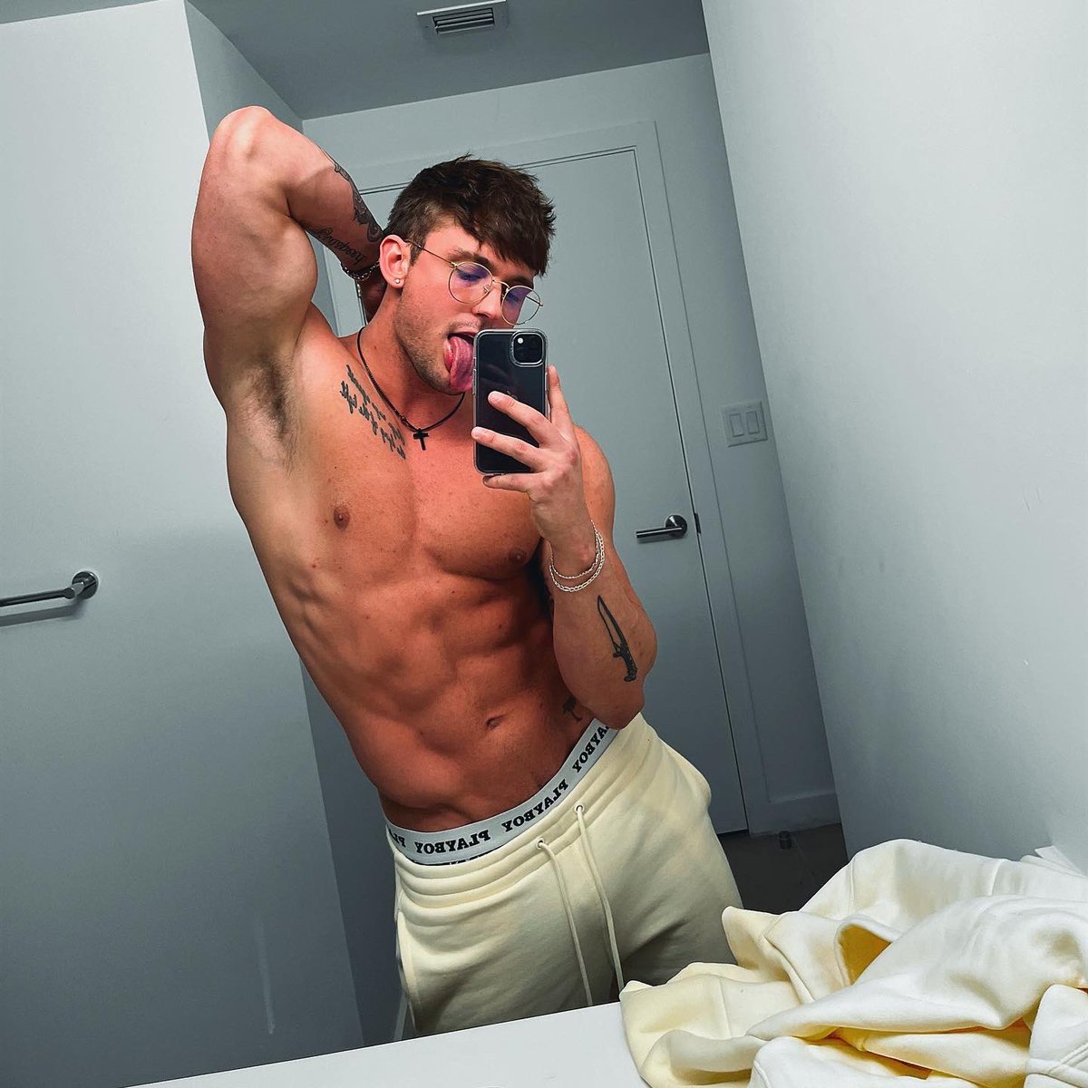 coley vance on Twitter: "scream for cream 🍦"