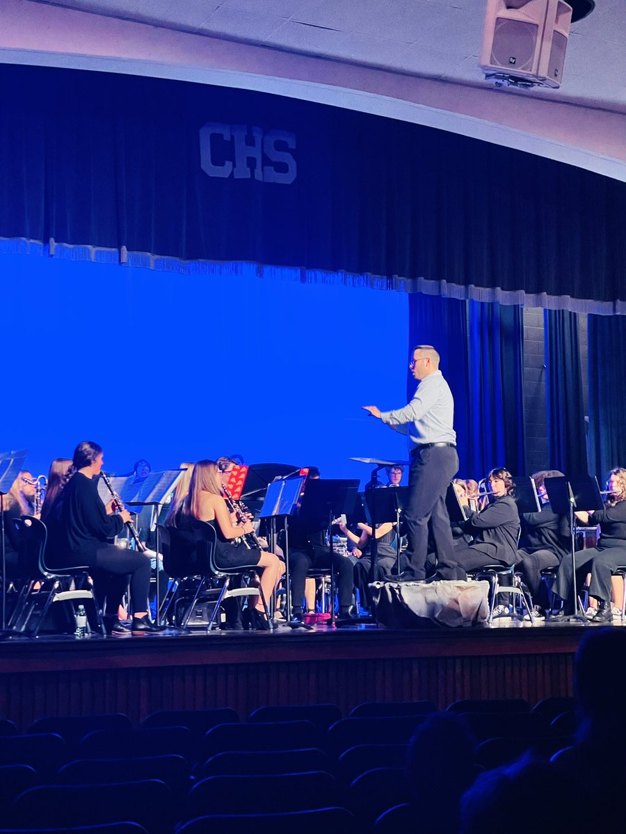 Thank you David Needham for the excellent band concert tonight. The students’ musicality and performance was wonderful!💚🤍🎶