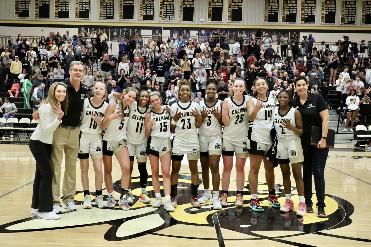 CalhounSchools's tweet photo. Lady Jackets have punched the FINAL FOUR ticket for the first time in history defeating Arabia Mountain 62-52! Congratulations Coach Echols, staff, and players! The next game will Friday (3/3) at 2:00 pm at the University of West Georgia. Opponent TBD. 🐝🏀 https://t.co/rjKUR406fZ