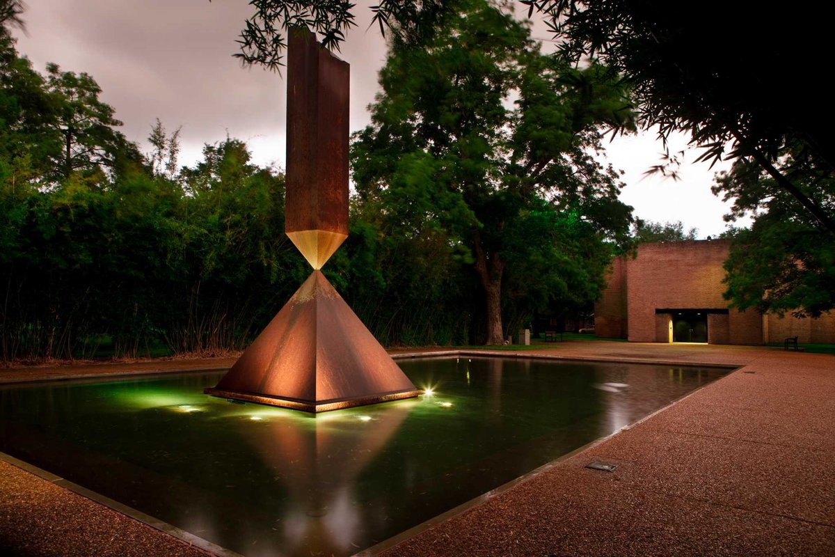 As we end February and Black History Month we would like to encourage each of you to visit the @RothkoChapel & see the Broken Obelisk, dedicated in honor of Dr. Martin Luther King, Jr. along with the 14 works of art by Mark Rothko.

Thank you for keeping Dr. King’s Dream alive.