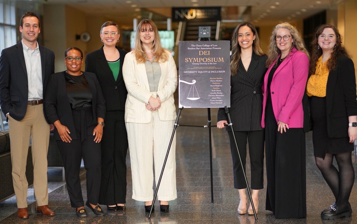ChaseAdmissions's tweet photo. Chase Student Bar Association put on an amazing DEI Symposium: Chasing Diversity in the Law. This event featured a panel of faculty members and legal experts who discussed many topics related to diversity in the legal profession. https://t.co/2OM7tqlhp8