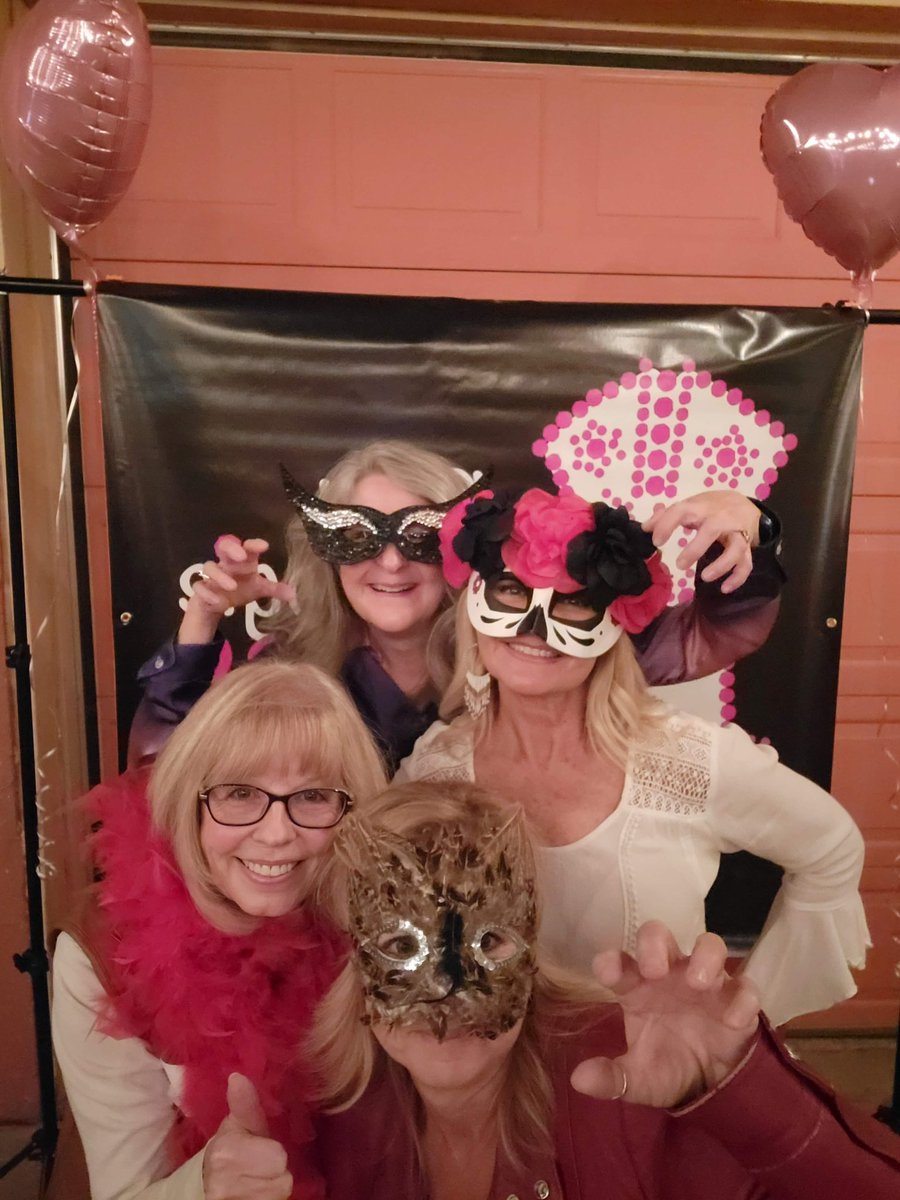 BootBoogieBabes's tweet photo. We LOVE a good social 💖 
Thanks for dancing with us #LasCruces 
#BootCampSocial #B3BootCamps https://t.co/rHjnWI5dhu