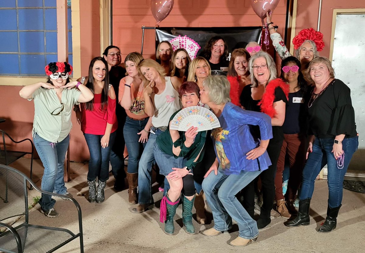 BootBoogieBabes's tweet photo. We LOVE a good social 💖 
Thanks for dancing with us #LasCruces 
#BootCampSocial #B3BootCamps https://t.co/rHjnWI5dhu