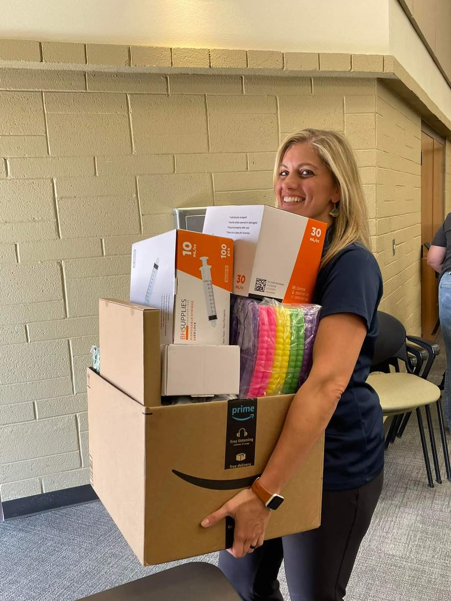 DrYemothy's tweet image. Amazing day with STEM learning.. Air Hydraulic marble maze game, stomp rockets, and supplies Oh My! #DoDSTEM #DocYSTEM #einsteinfellows22