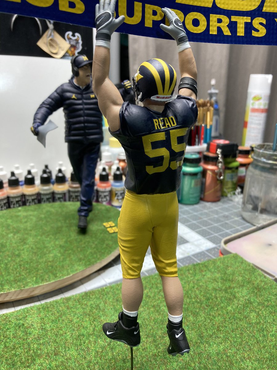 KJCcustoms's tweet photo. Closer - all details added now touch up and seal - @jreadUM almost brother , almost ๐ซต๐ผ๐ฅใฝ๏ธ@UMichFootball @sybro_cg #TIMELESSKEEPSAKE ๐ฏ https://t.co/M1lVuSPrYG