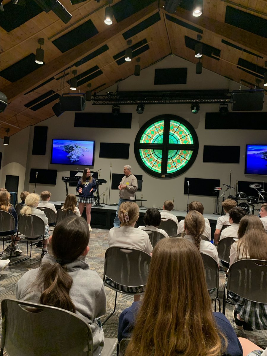 amypease's tweet photo. Representing MBCA Upper School Athletics @mtbethelsports , as a softball player, golfer and cheerleader, Samantha @Samanthapease9 spoke to the MBCA 5th graders about having a positive attitude and making good choices. Thanks to @wellstarhealth and @PositiveAthGA! https://t.co/A0CbaKjgUq