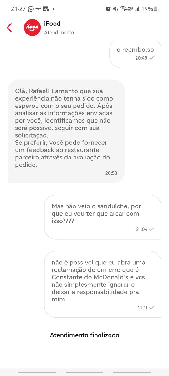 senarafa's tweet photo. Alô @McDonalds_BR e @iFood, adianta nada fazer pedido pra vcs, reclamar de item que não veio (e o McDonald's tem muita reclamação disso), pedir o reembolso e vocês só responderem com bot que NAO VAO FAZER NADA! Quero meu dinheiro de volta, seus irresponsáveis! https://t.co/j57tIeWkVH