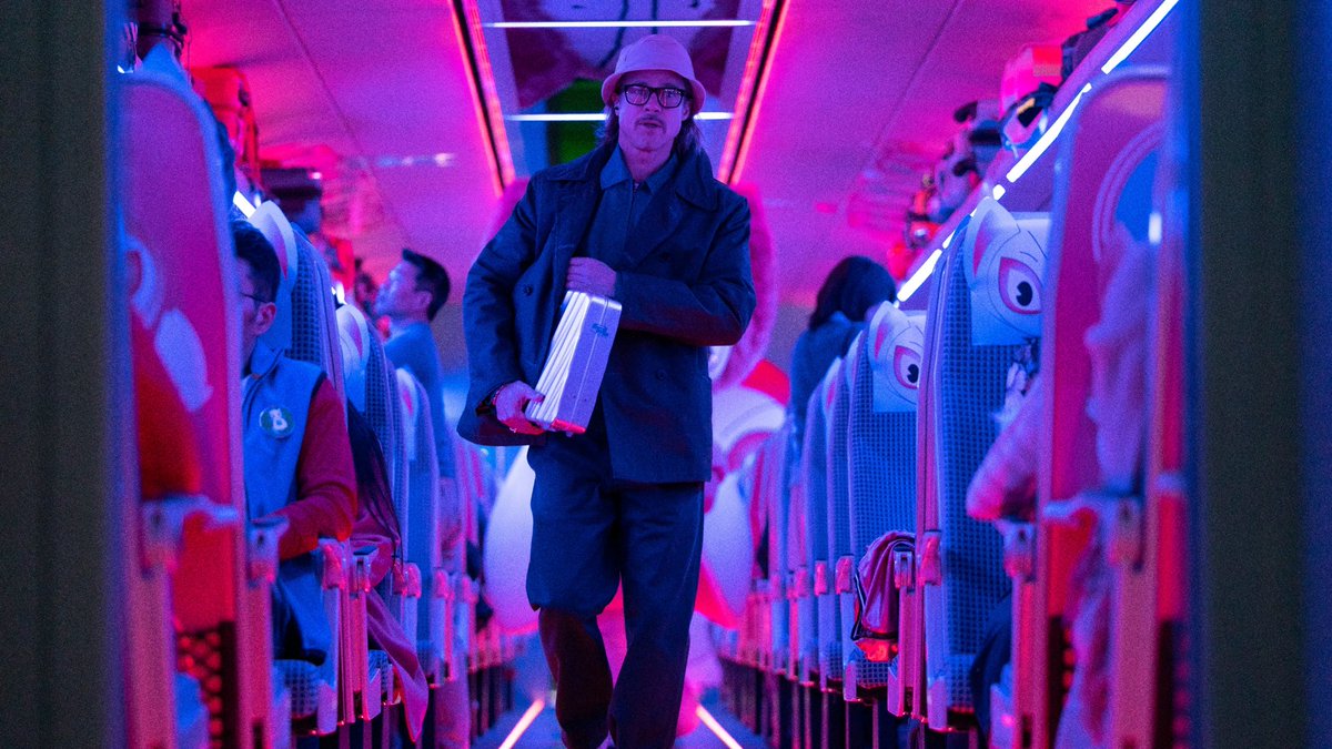 WayneGORM's tweet photo. What’s in the briefcase??
#BulletTrain #BradPitt #movie #film https://t.co/NEujuFbPcu
