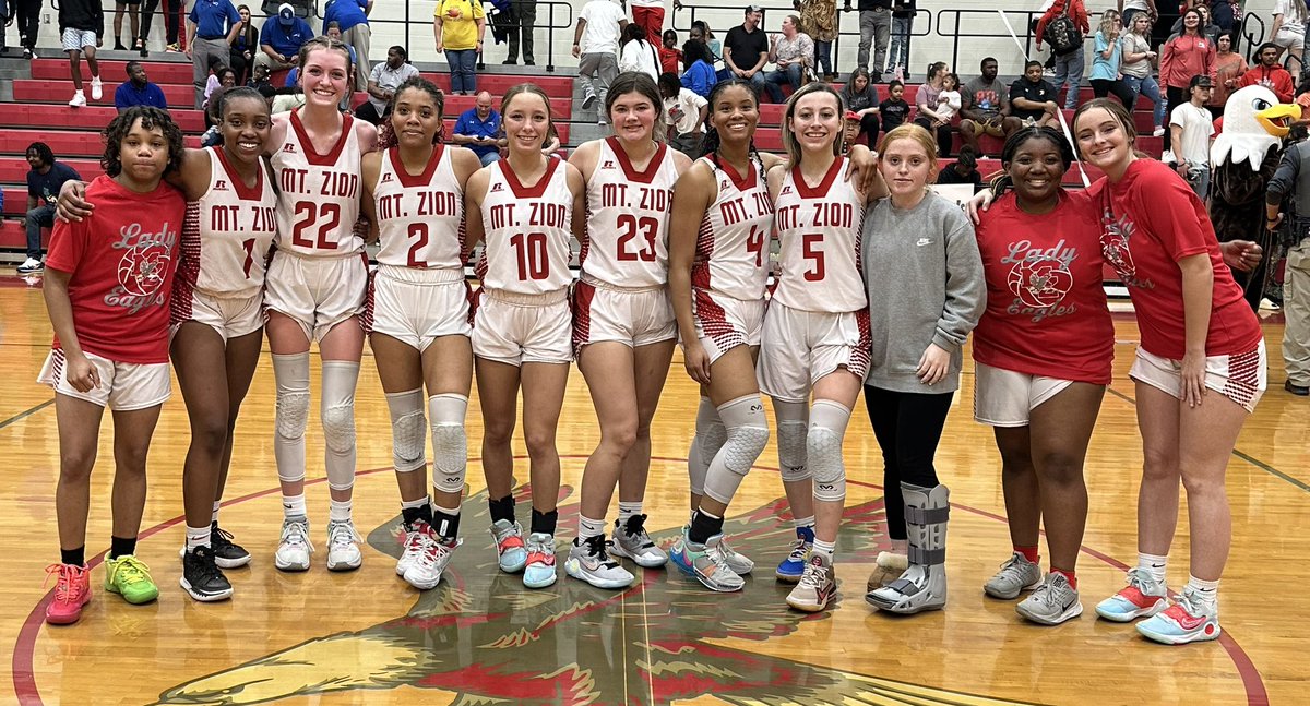 Huge Elite 8 win tonight over Wilcox 46-38 by our Lady Eagles!! 

Final 4 bound!! #EagleStrong 🦅