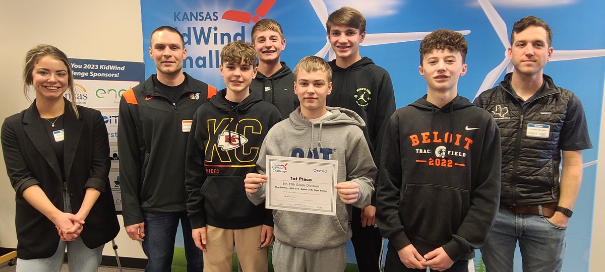 ksenergyprog's tweet image. Great job to all of our teams today! 1st place teams were The Goblins, 9-12 &amp;amp; Los Girasoles Ventosos (aka the windy sunflowers), 4-8th grade. The Windy Pickles got voted Most Artistic by their peers. Judge&apos;s Choice went to The Goblins, 9-12 &amp;amp; The WINDers, 4-8.