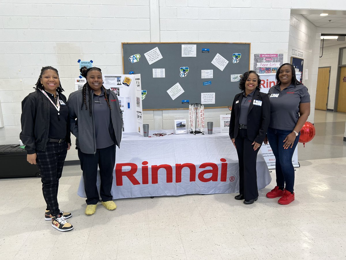 Thanks Rinnai for sharing life-changing opportunities with our students at Spalding High School! #college&careerready @SpaldingHigh @Griffin_RCCA @SandsTerita