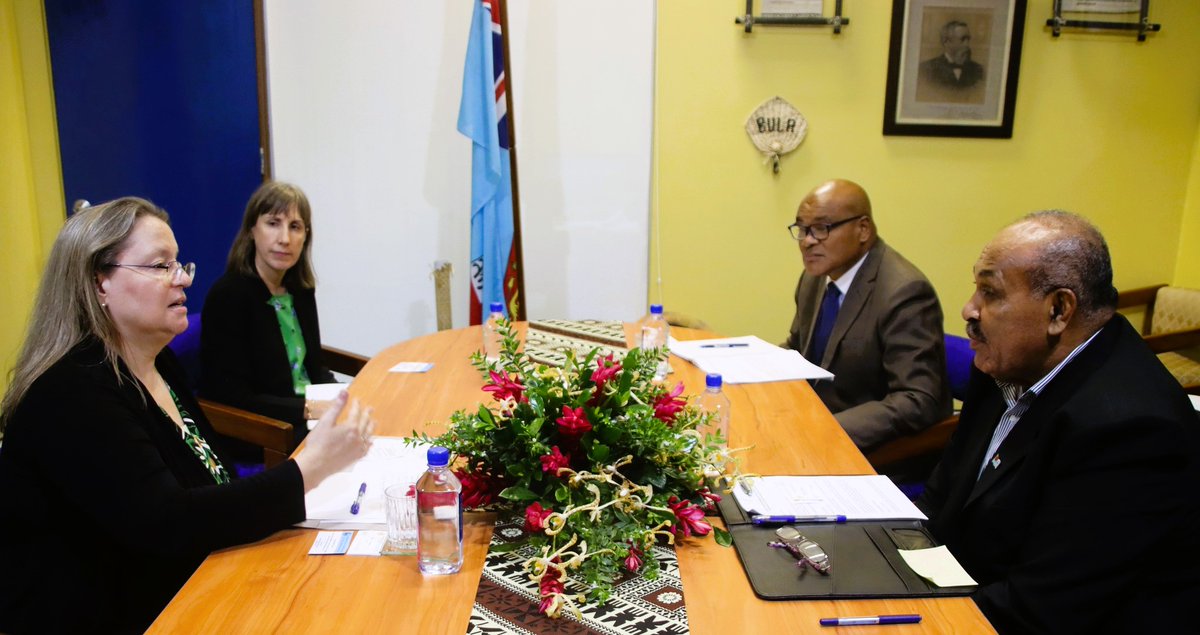 IfereimiVasu's tweet photo. Ciqomi na Marama na Mata ni Matanitu ko Amerika 🇺🇸 e Vale ni Volavola ka buki tale kina vakavinaka nai sema ni Matanitu ko Amerika kei Vitia. Pleased to receive a courtesy call from Amb. Marie Darmour discussing mutual interests ie. education, heritage, agriculture &amp; business. https://t.co/kc1Ge8FeEC
