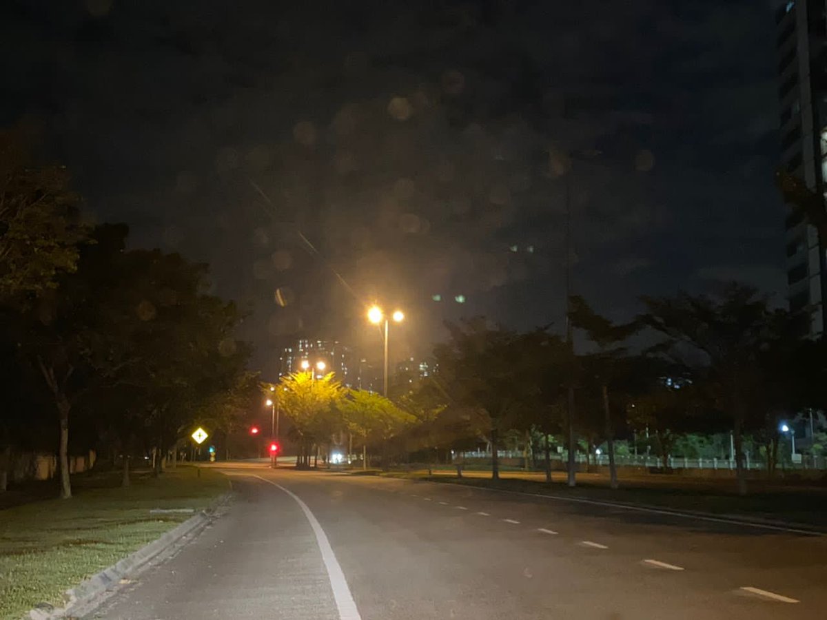 MPSepang's tweet photo. Kerja-kerja penyelenggaraan dan pemasangan lampu awam di Zon Cyberjaya di Kawasan Majlis Perbandaran Sepang.

Kawasan: Persiaran Rimba Permai (Hadapan LHDN, Cyberjaya) https://t.co/y9ESxUdT18