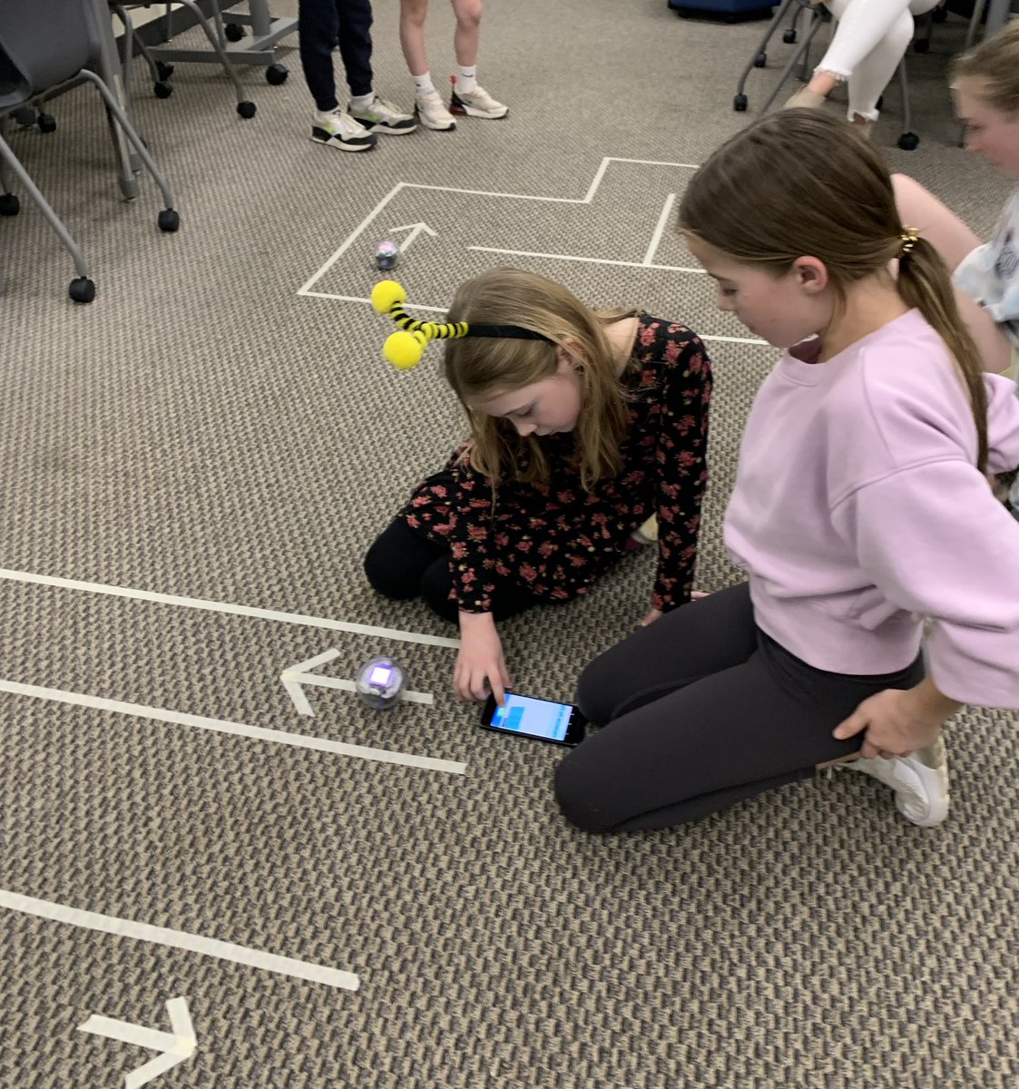 hartingsteach's tweet photo. Very proud of how well these seventh grade students prepared for and hosted a Coding activity for the IHSD STEM night. @IHMiddle https://t.co/YwUCO9U3Pd