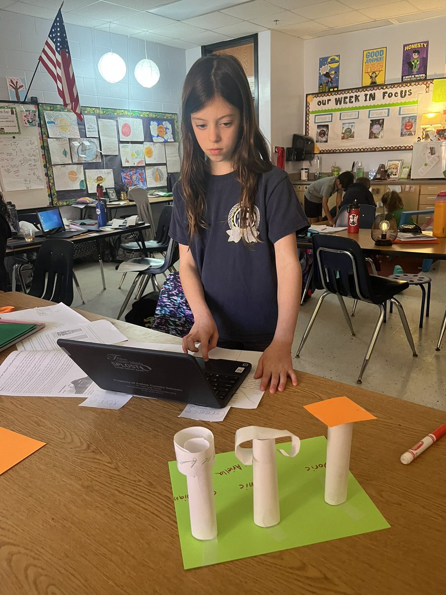 Lizzie Fragale tweet media