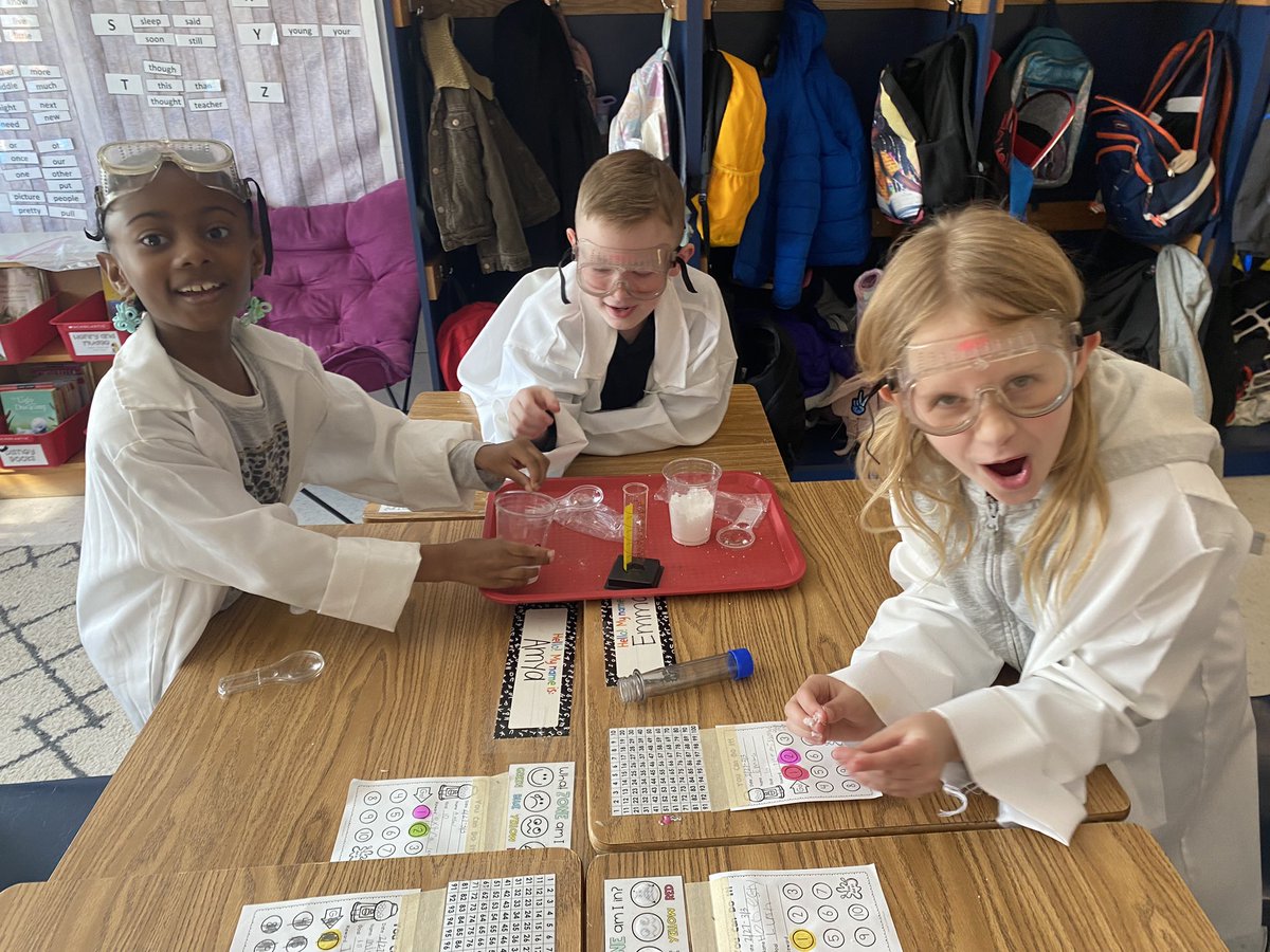 fbessteam1's tweet photo. Our second graders in Ms. Opar's class used their Portrait of a Graduate communicator skills to share the results of their STEAM lab matter and chemistry investigation. We looked at solids, liquids and observed changes. #DoDEAgrant @dodeagrants @FcpsPOGPOL @FtBelvoirES https://t.co/aGblaltL1h