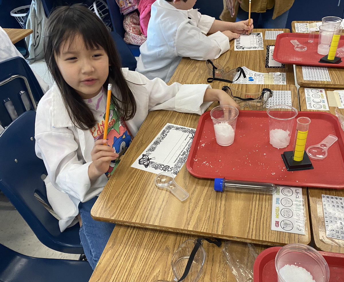 fbessteam1's tweet photo. Our second graders in Ms. Opar's class used their Portrait of a Graduate communicator skills to share the results of their STEAM lab matter and chemistry investigation. We looked at solids, liquids and observed changes. #DoDEAgrant @dodeagrants @FcpsPOGPOL @FtBelvoirES https://t.co/aGblaltL1h