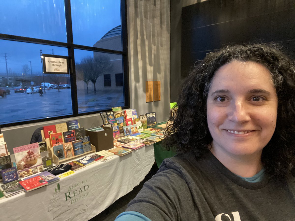 AnotherRead's tweet image. Alright Portland! I’m prepared not to pee for the next 5 hours so I can serve all your bookish needs. Visit me at @OMSI After Dark!