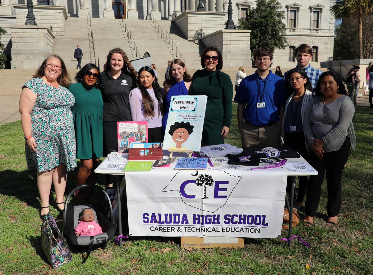 SHSPrinting's tweet photo. Our @SaludaHigh students did a great job representing our school and community at the SC Career &amp; Technical Education Showcase today!!! #OneSaluda #cteinsc https://t.co/BV9Ff494Wv