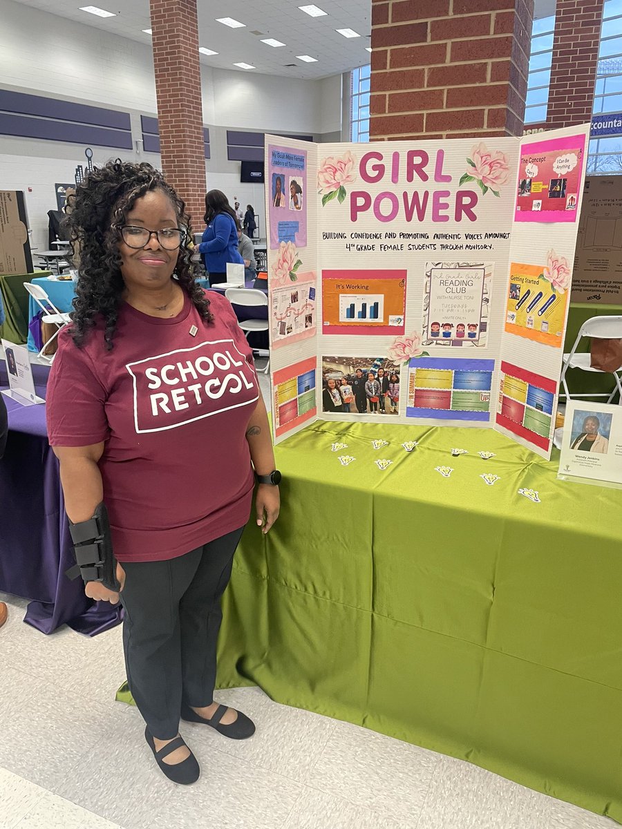 PadillaDISD's tweet photo. Celebrated and supported some amazing educators today!! #innovationshowcase @MsJenkins577 @YvetteGDelgado @ICanReadDallas @medranodragons @KristenB_DISD https://t.co/rU8OKzJQpa
