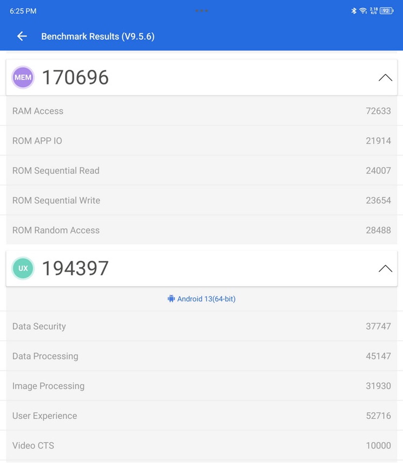 TECNO brought their first flagship large-screen foldable smartphone, the PHANTOM V Fold, to MWC 2023.The 256GB PHANTOM V Fold scored 1,023,478 points in the AnTuTu test.antutu.com/en/doc/129146.…