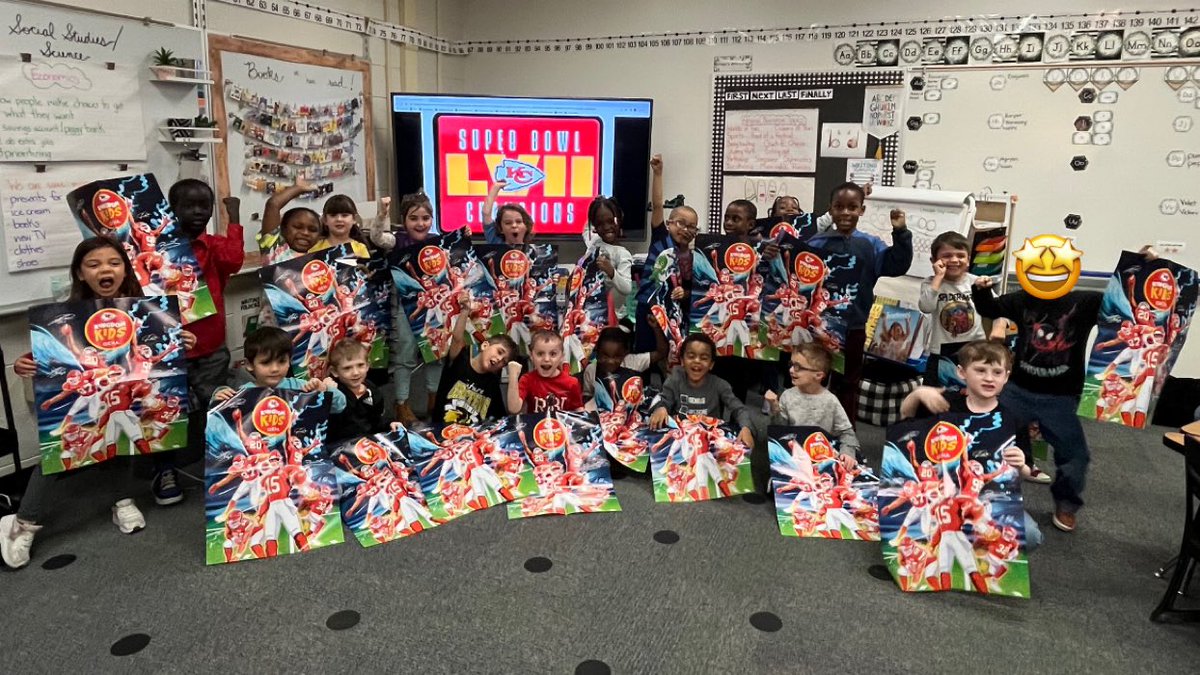 Amber Anderson tweet media