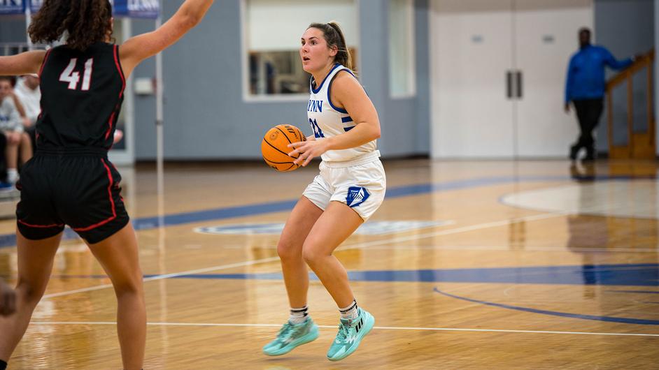 Lynn_Knights's tweet photo. Lynn advances to SSC semifinals, defeats Barry 63-50 https://t.co/z2NcUcxmC1 #FightingKnights https://t.co/7J9JqQpB9v