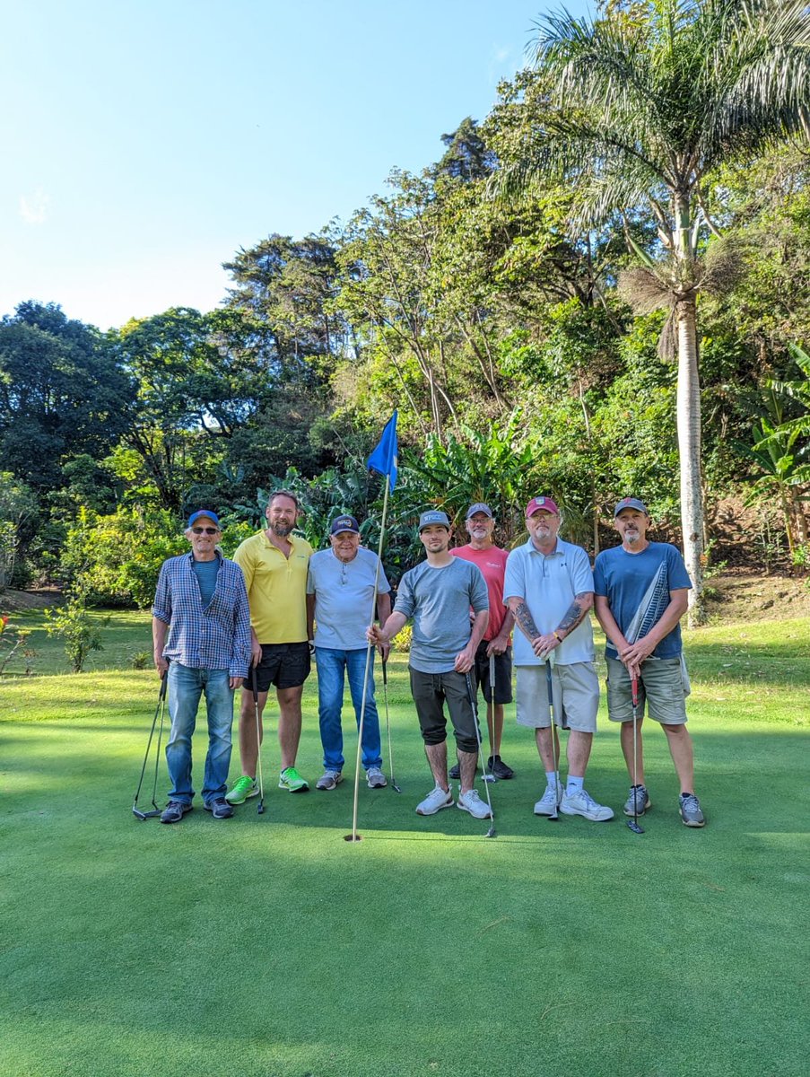 DuenasMST's tweet photo. Played a 9holer in Panama with a rag tag bunch of retired ex-pats everyday this past week, what a blast #loveg #lotsofgapwedges https://t.co/czoCYWQI0p