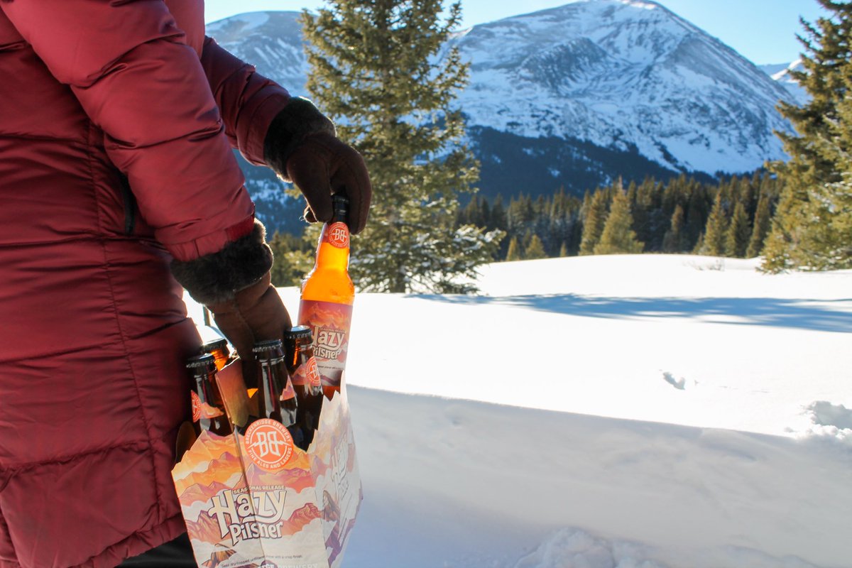 BreckBrew's tweet photo. Taking in the stunning Colorado mountain views with a cold Breckenridge Brewery hazy pilsner in hand. Cheers to a winter wonderland! π»βοΈ #BreckBrew #MountainViews #WinterSips #SnowyAdventure https://t.co/y7Wx5Y104D